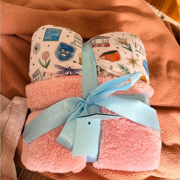 Gilmore girls posh peanut plush blanket with bamboo - Picture 4 of 4